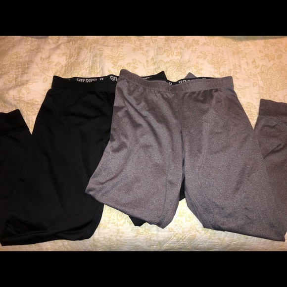 2 Victoria’s Secret PINK Ultimate Leggings - Picture 1 of 6